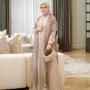 Shakira Organza Cape