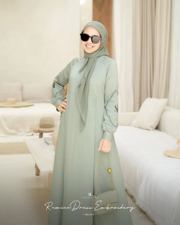 Rumica Dress Embroidery - Image 2