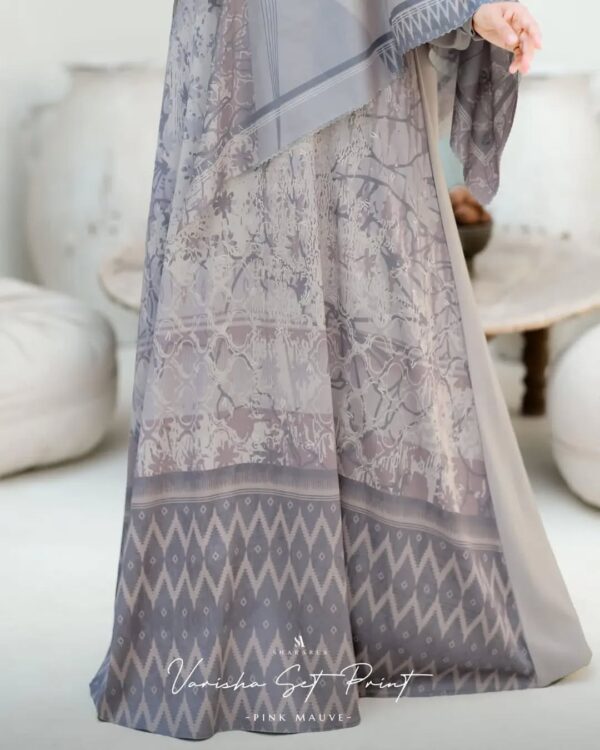 Varisha Set Print - Image 10