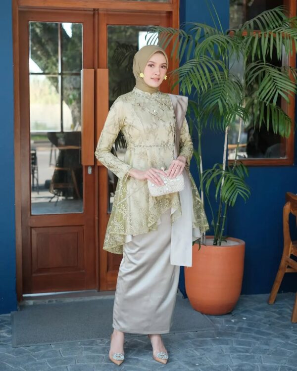 Oneset Kurung Couple - Image 3