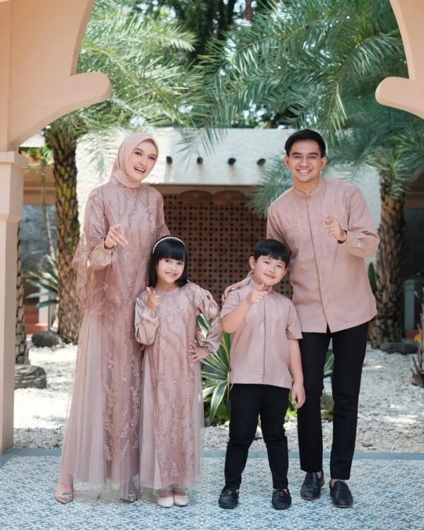 Kella Family Set - Image 7