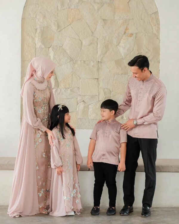 Kamila Family Set - Image 5