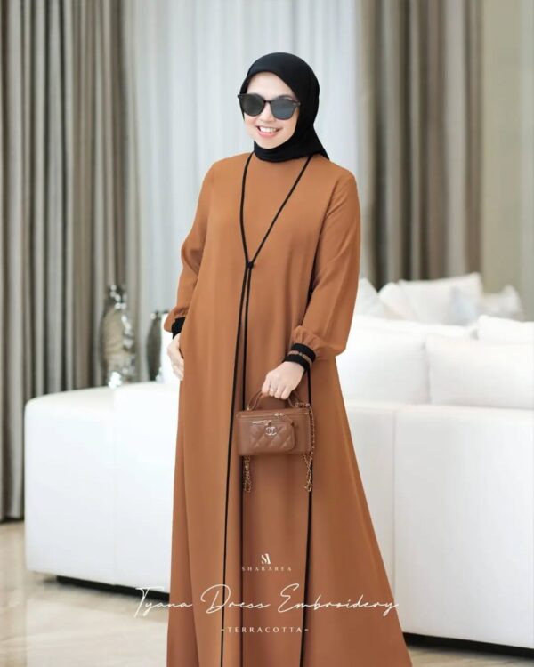 Tyana Dress Embroidery - Image 12