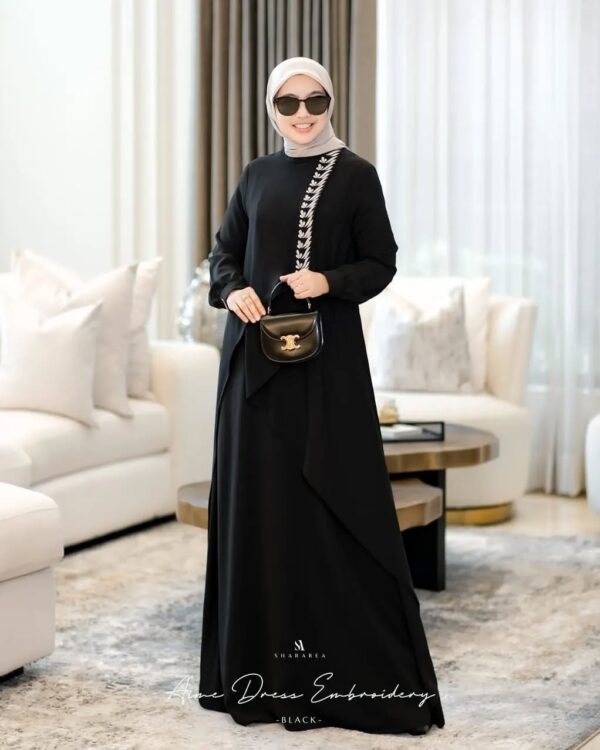 Aime Dress Embroidery - Image 13