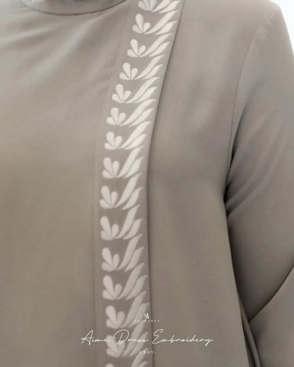Aime Dress Embroidery - Image 11