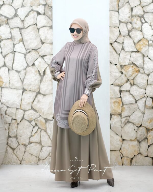 Arissa Set Print - Image 13