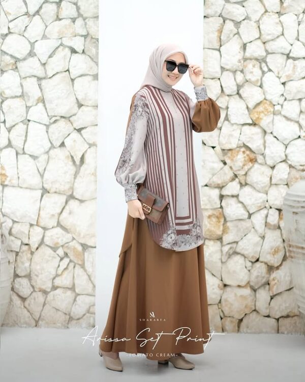 Arissa Set Print - Image 2