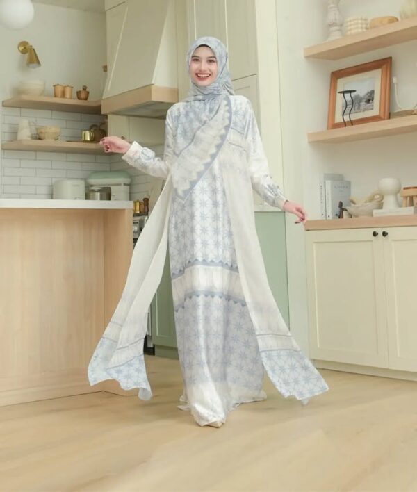 Yameena Family - Image 20