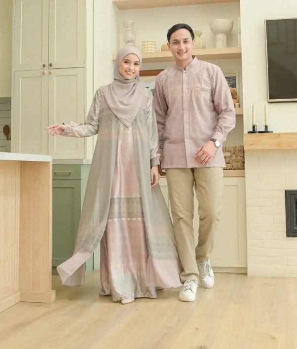 Yameena Family - Image 16