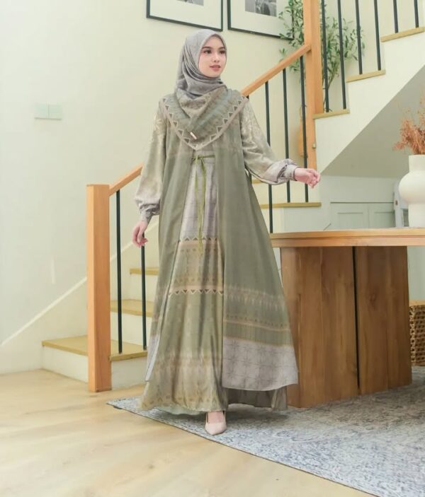 Yameena Family - Image 33