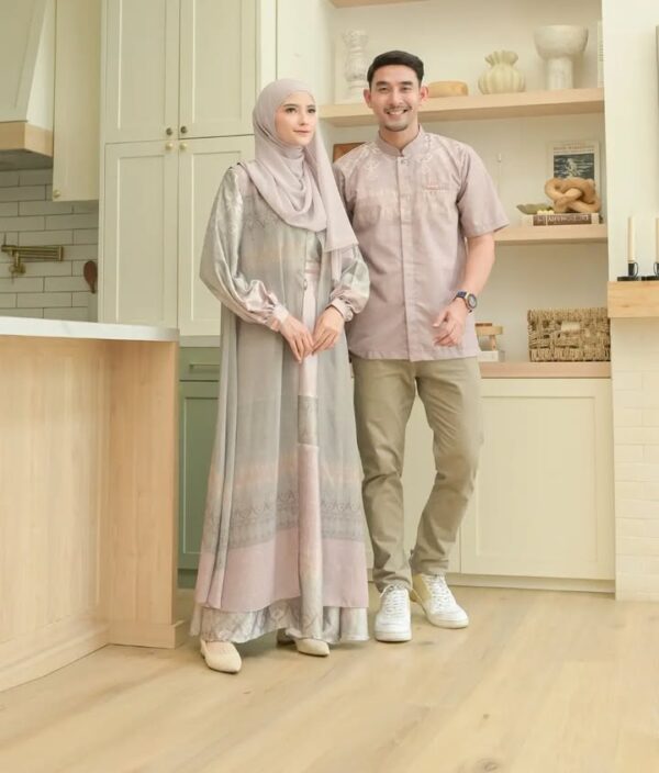 Yameena Family - Image 15