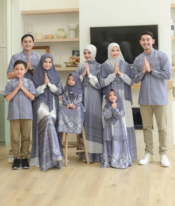 Yameena Family