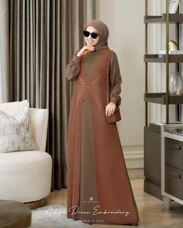 Aafiya Dress Embroidery - Image 13