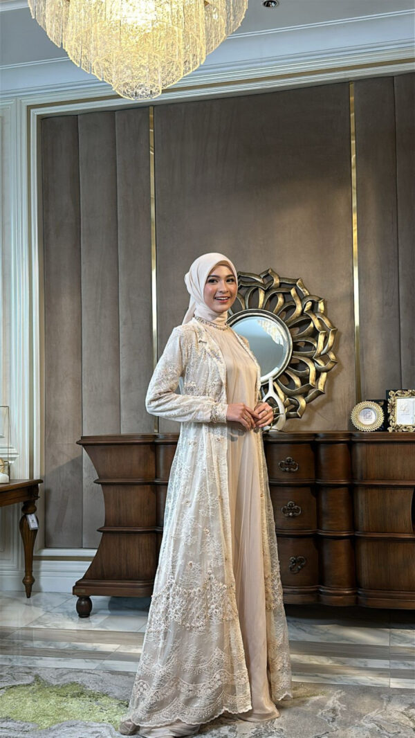 Jasmeen Luxury