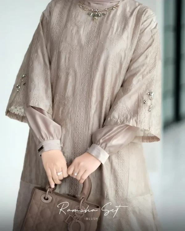Ramsha Set - Image 10