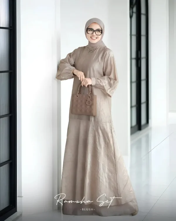 Ramsha Set - Image 6