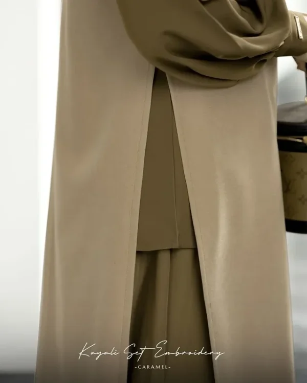 Kayali Set Embroidery - Image 6