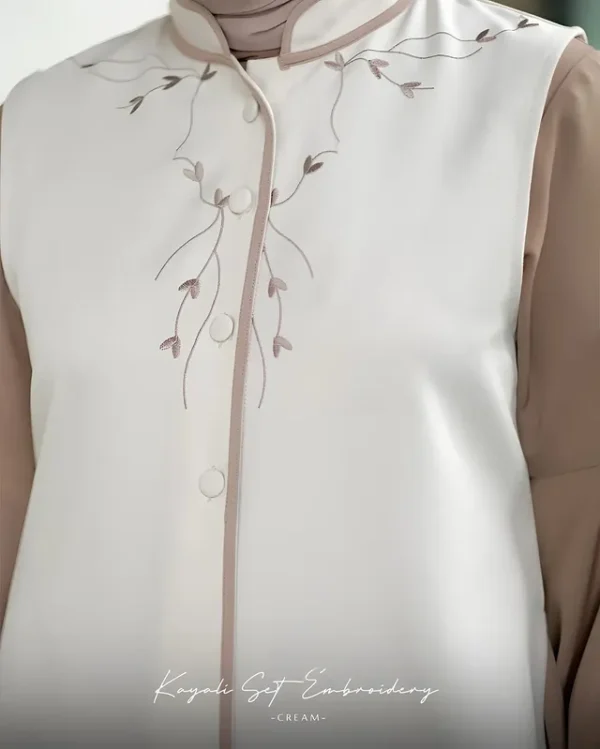 Kayali Set Embroidery - Image 21