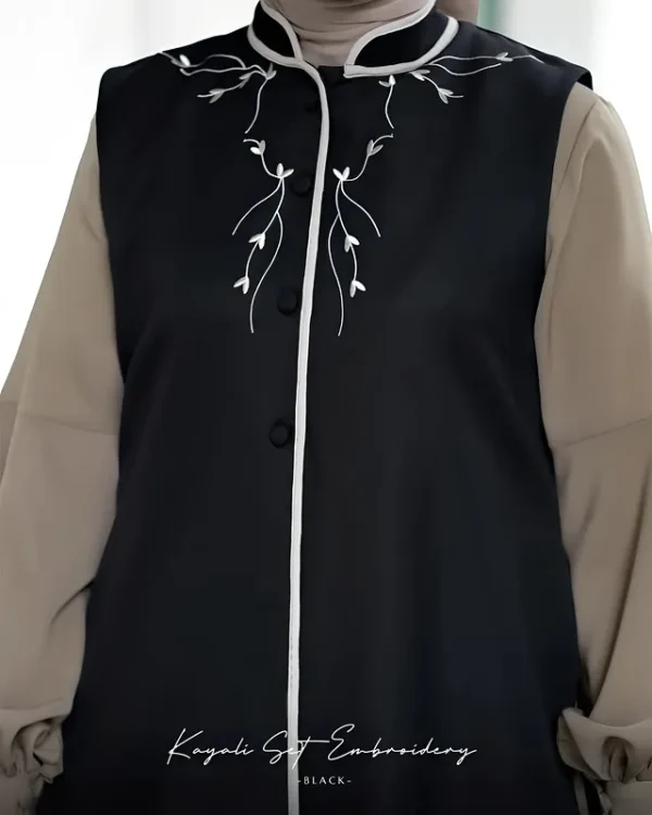 Kayali Set Embroidery - Image 14