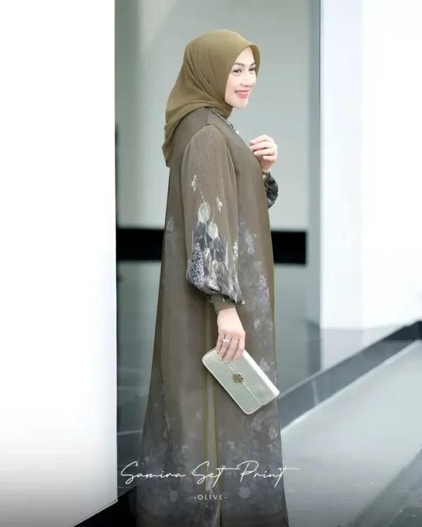 Samira Set Print Dres - Image 9