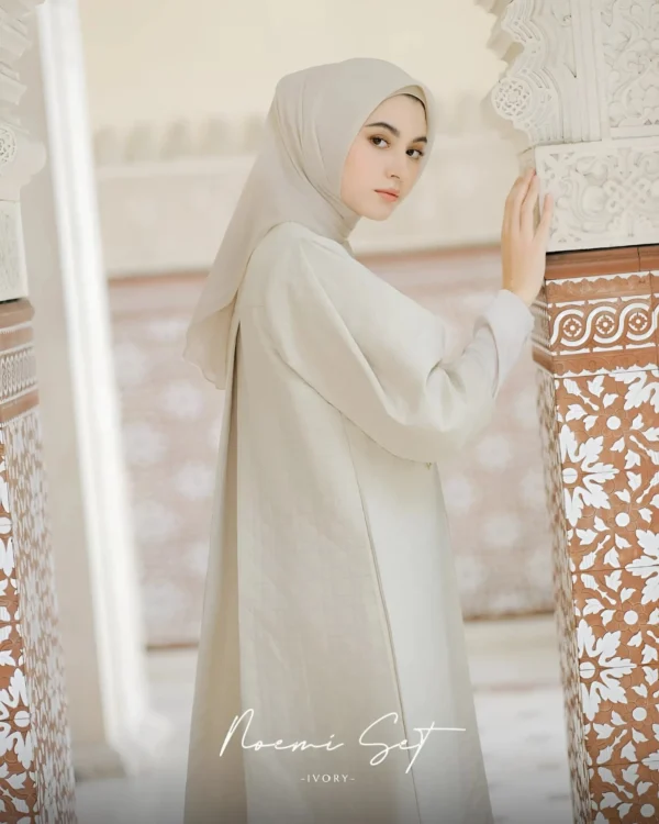 Noemi Set - Image 8