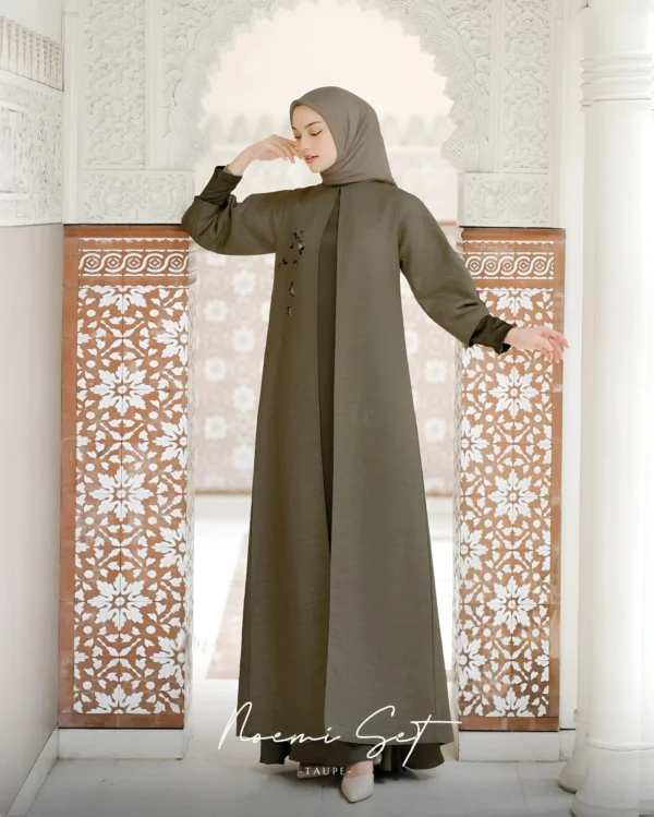 Noemi Set - Image 10