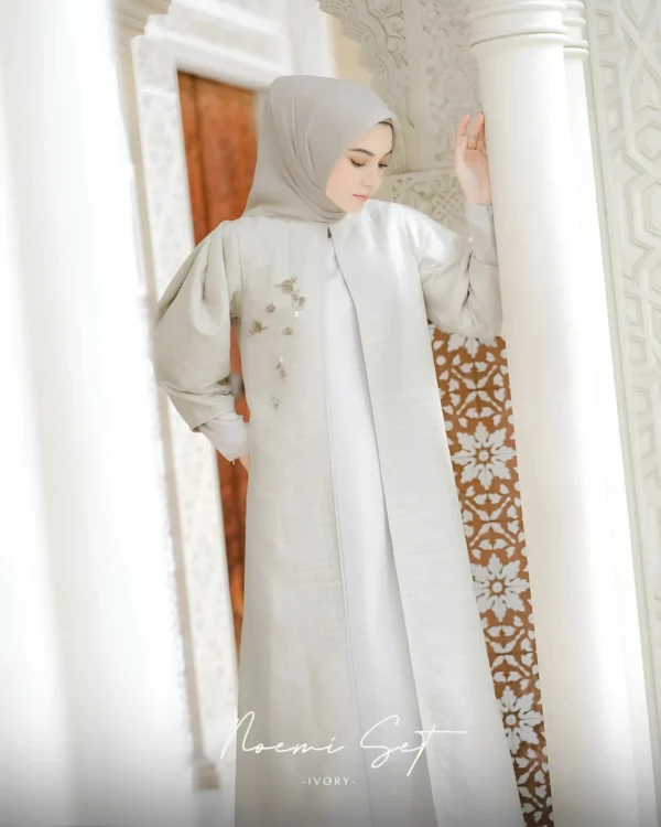 Noemi Set - Image 5