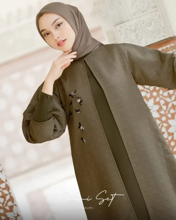 Noemi Set - Image 14