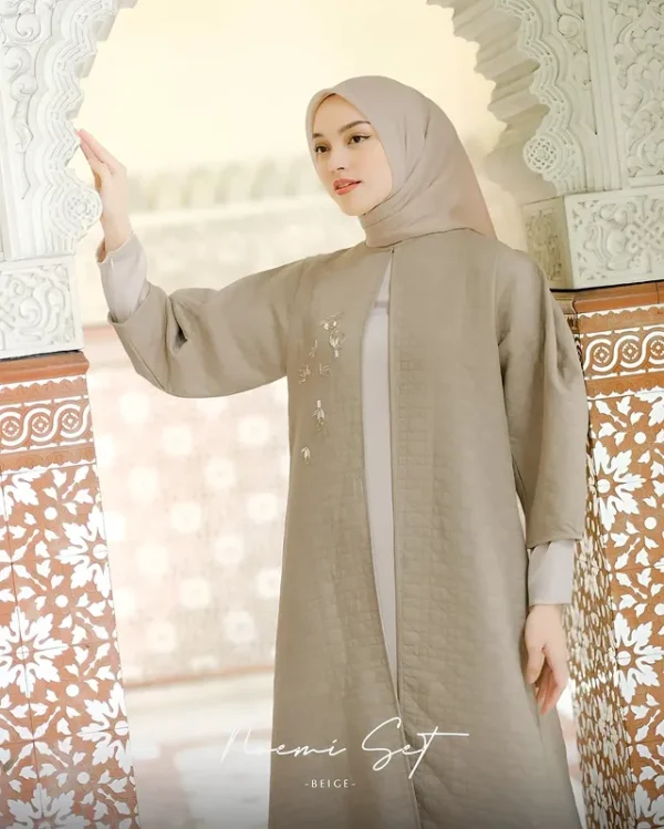 Noemi Set - Image 17