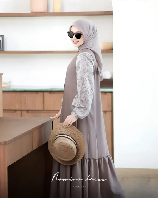 Namira Dress - Image 16