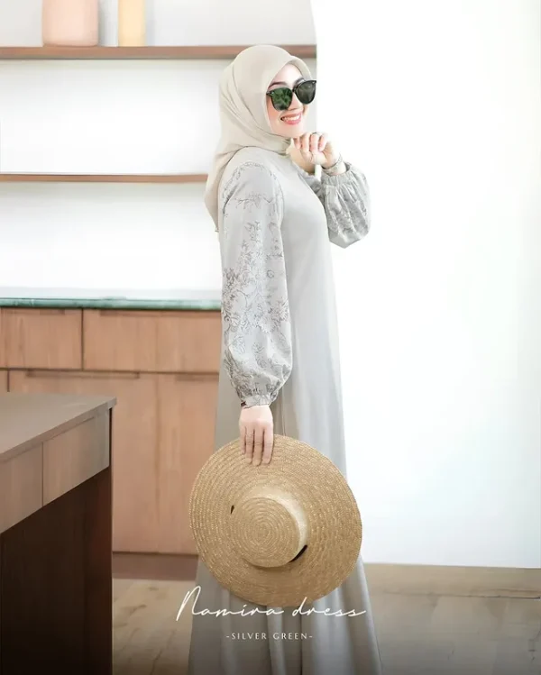 Namira Dress - Image 11