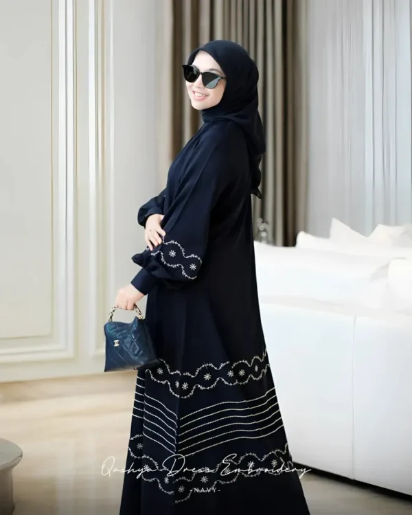 Qashya Dress Embroidery - Image 3