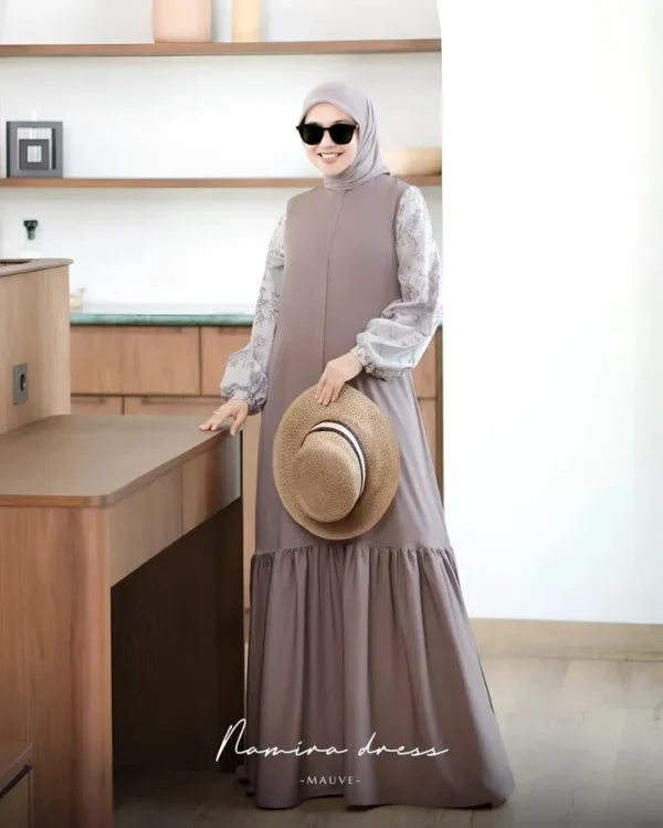 Namira Dress - Image 13