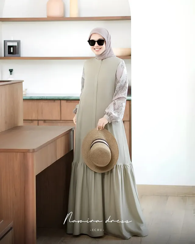 Namira Dress