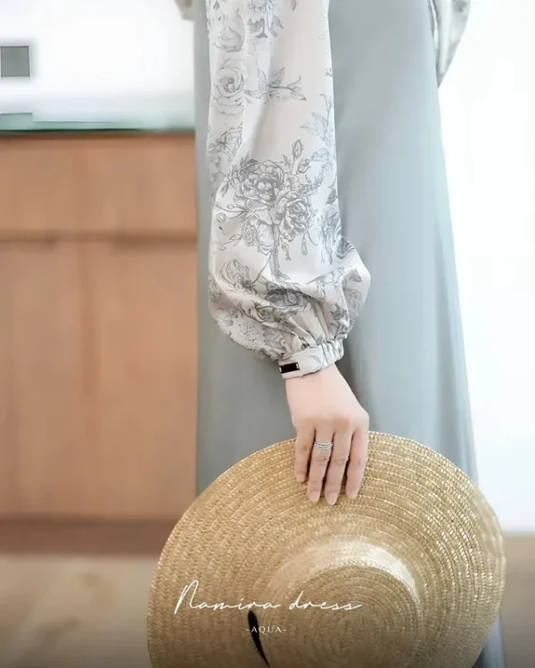 Namira Dress - Image 7