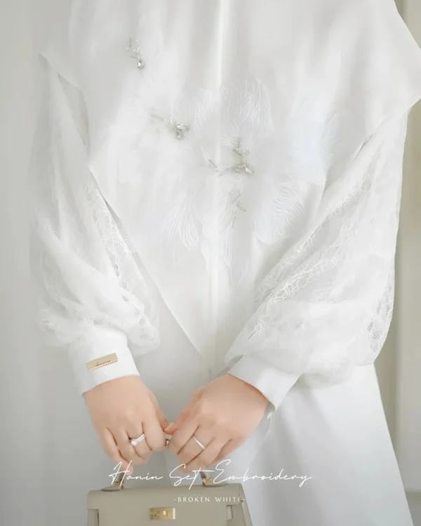 Hanin Set Embroidery - Image 7