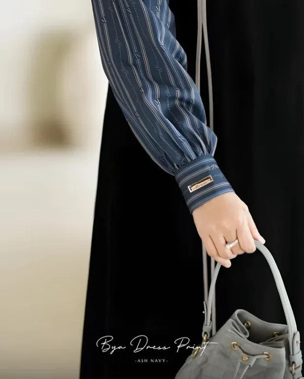 Bya Dress Print - Image 9