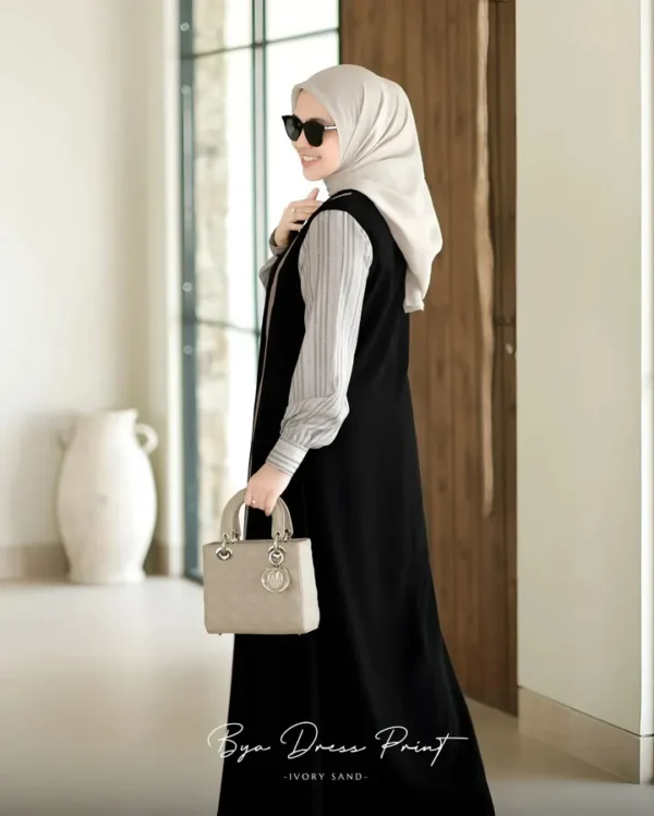 Bya Dress Print - Image 12