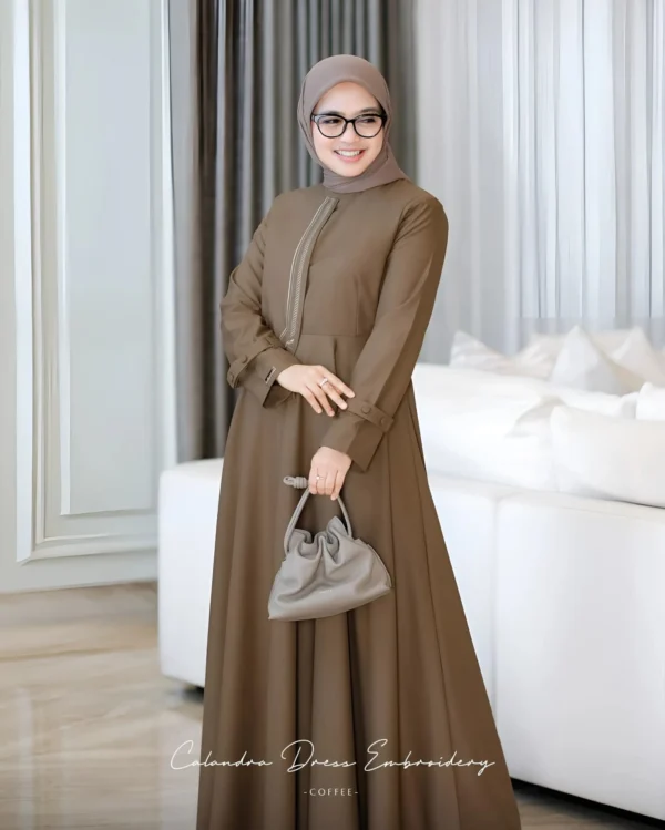 Calandra Dress Embroidery - Image 9