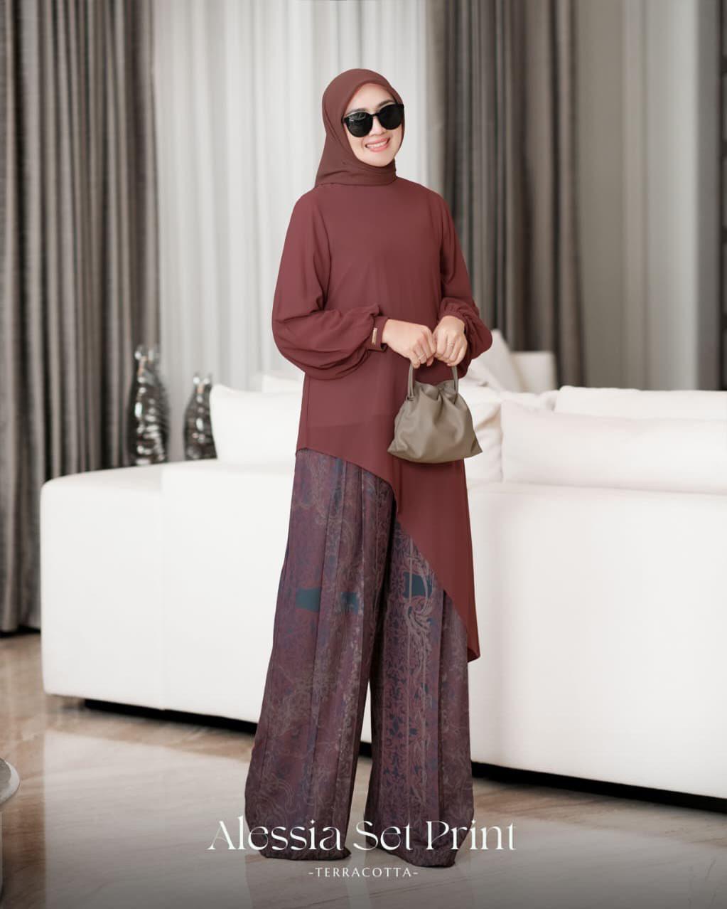 Alessia Set Print - Image 11