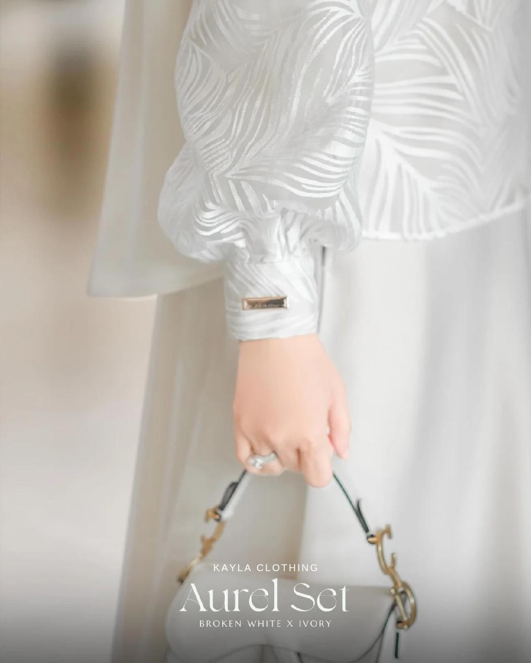 Aurel Set - Image 16