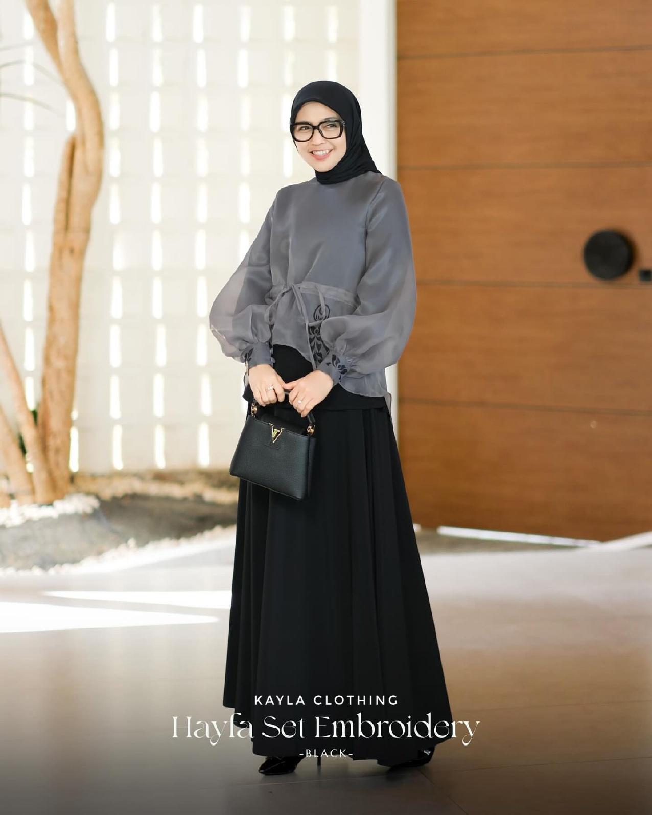 Hayfa Set Embroidery