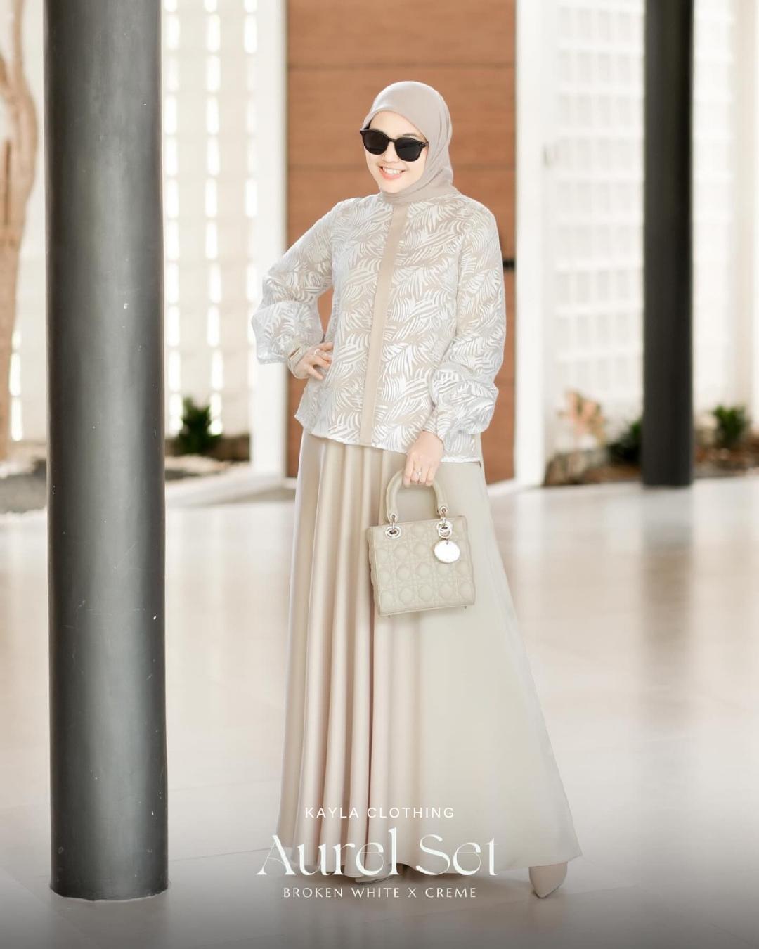 Aurel Set - Image 17