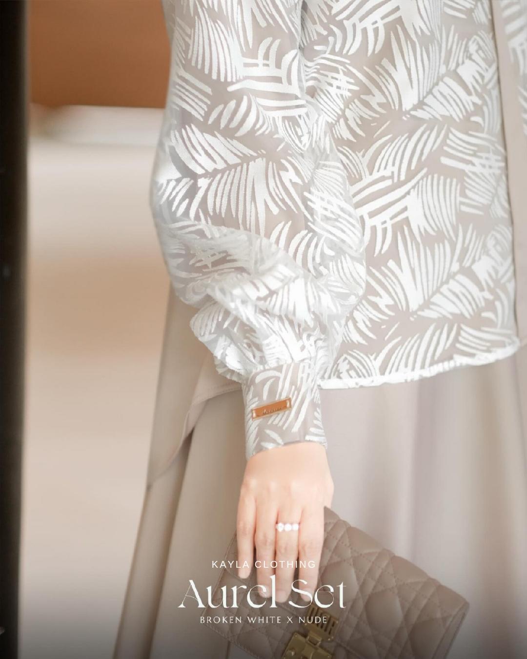 Aurel Set - Image 6