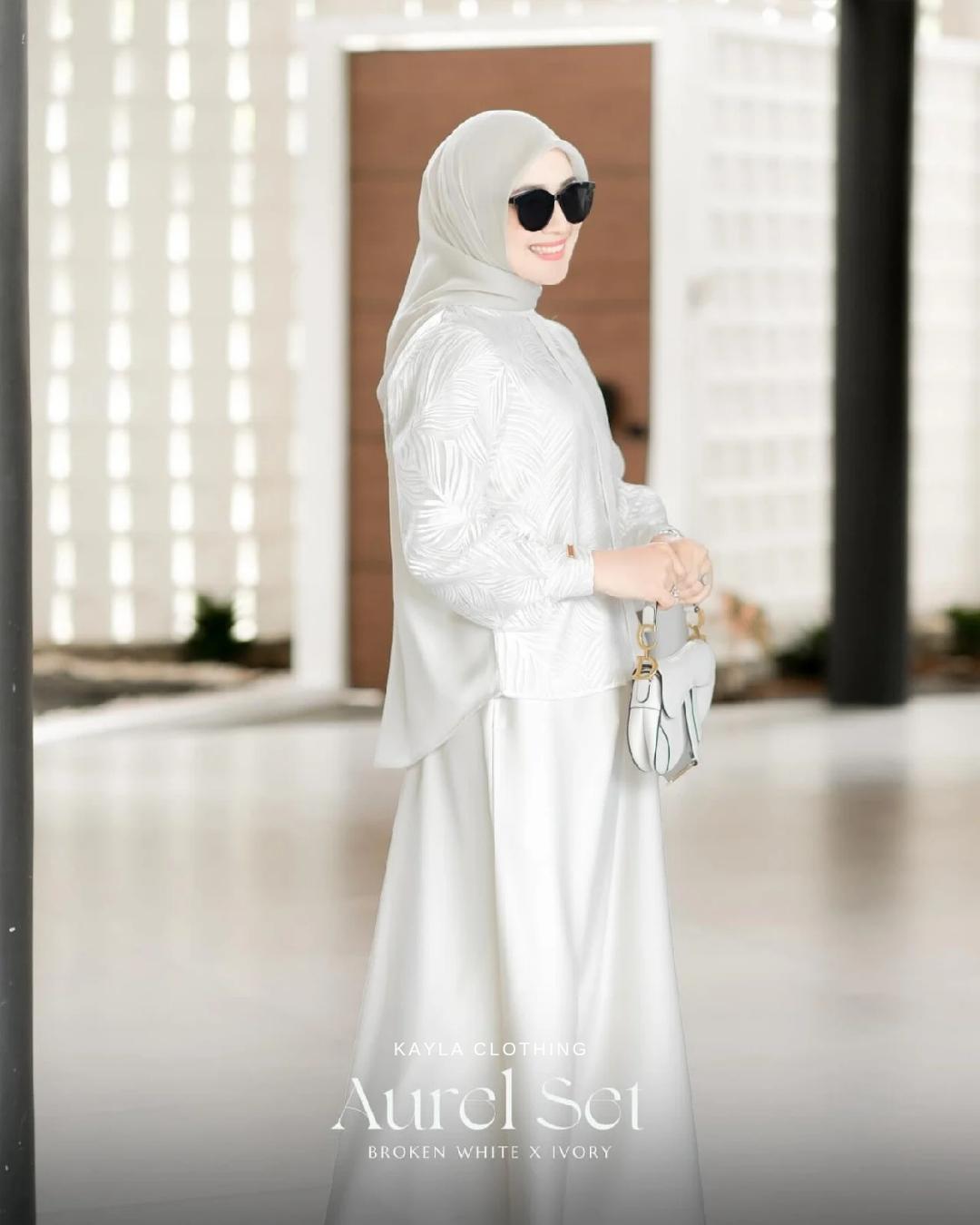 Aurel Set - Image 13