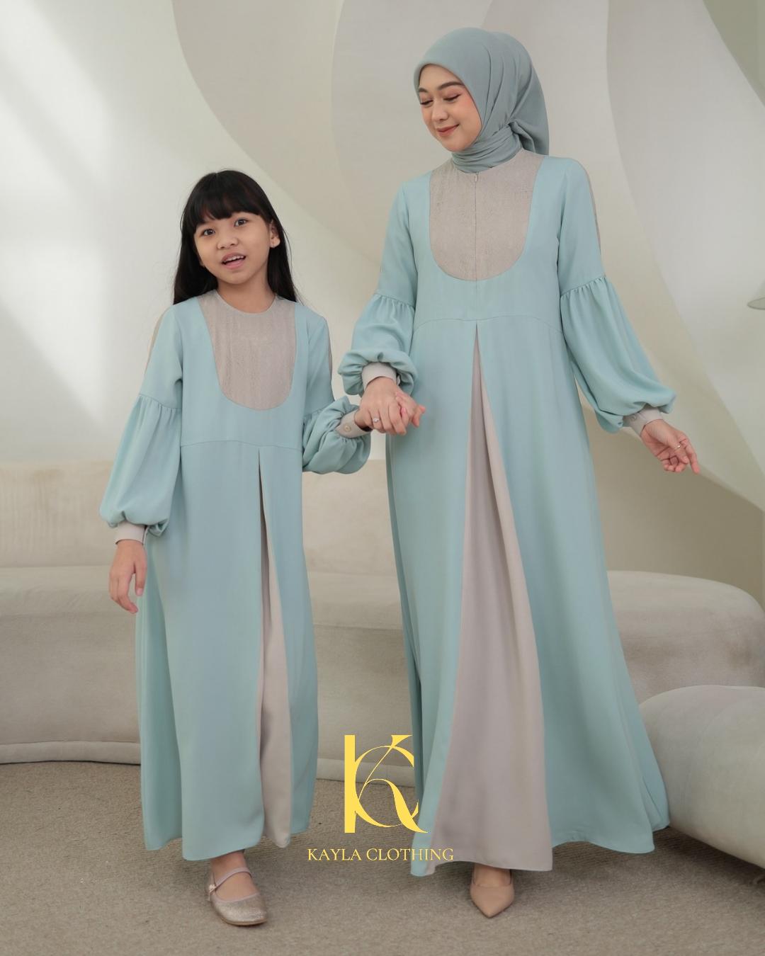Fitri Set Family - Image 4