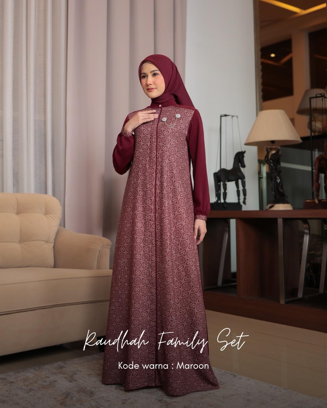 Raudhah Maroon