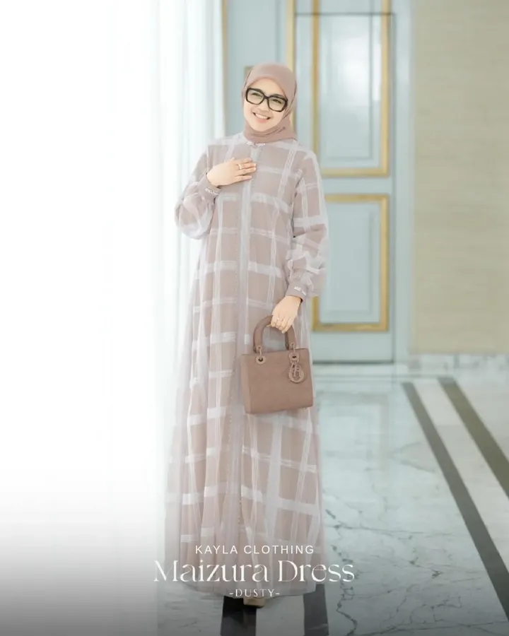 Maizura Dress - Image 5